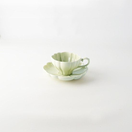 Le bouquet new saucer pale green